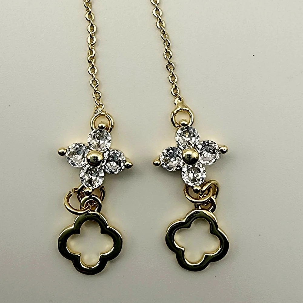 Elegant 18K Gold-plated Clover Threader Earrings - Picture 2 of 2